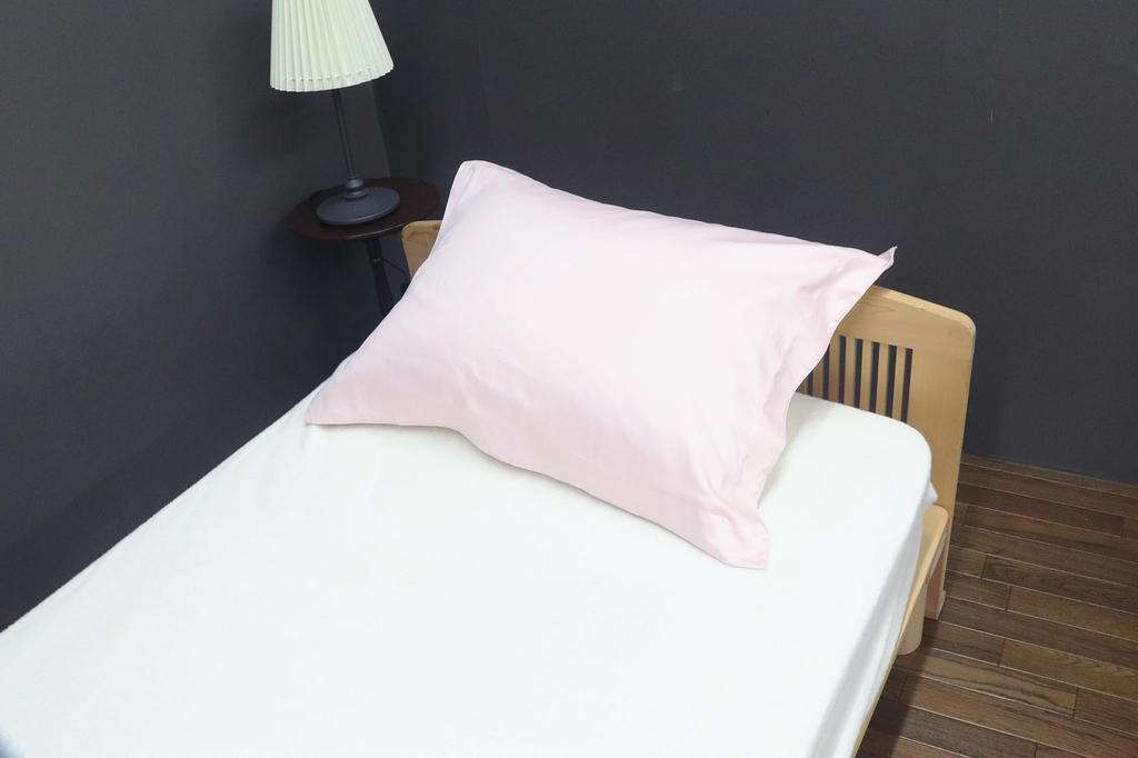 Romance Kosugi Pillowcase (63 x 43 cm) Made in Japan, 100% Cotton Satin with Silk Soft Finish, Pink