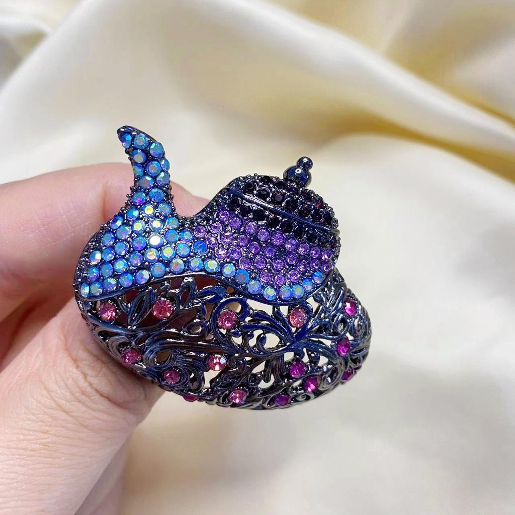 Exotic Search Banner Magic Lamp Brooch Creative Teapot Diamond Pin Women'S Versatile Coat Accessories