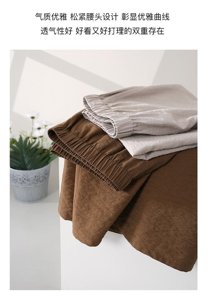 Wrinkled mulberry silk half skirt 2026 summer commuting versatile elastic waist mid long A-line umbrella skirt