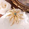 1Pcs Fashion Jewelry Exquisite Flower Metal Brooch Inlaid With Rhinestone For Women's Daily Wear And Party Events Party Gift