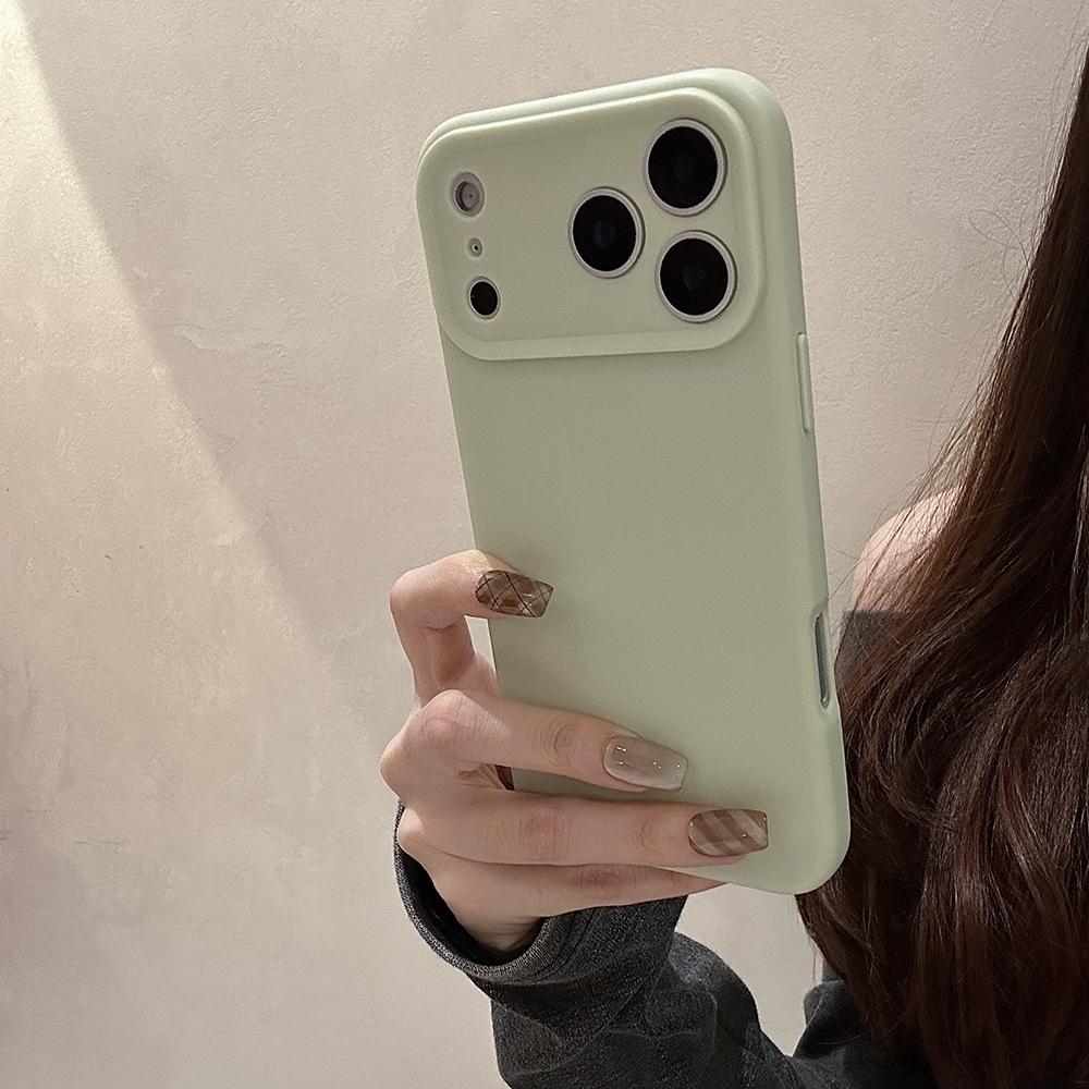 Silicone Shockproof Phone Case for Iphone 17 Air 16 Pro Max 15 Plus 14 Pro 13 12 11 Camera Lens Protective Minimalist Fully-Covered Frosted Cover