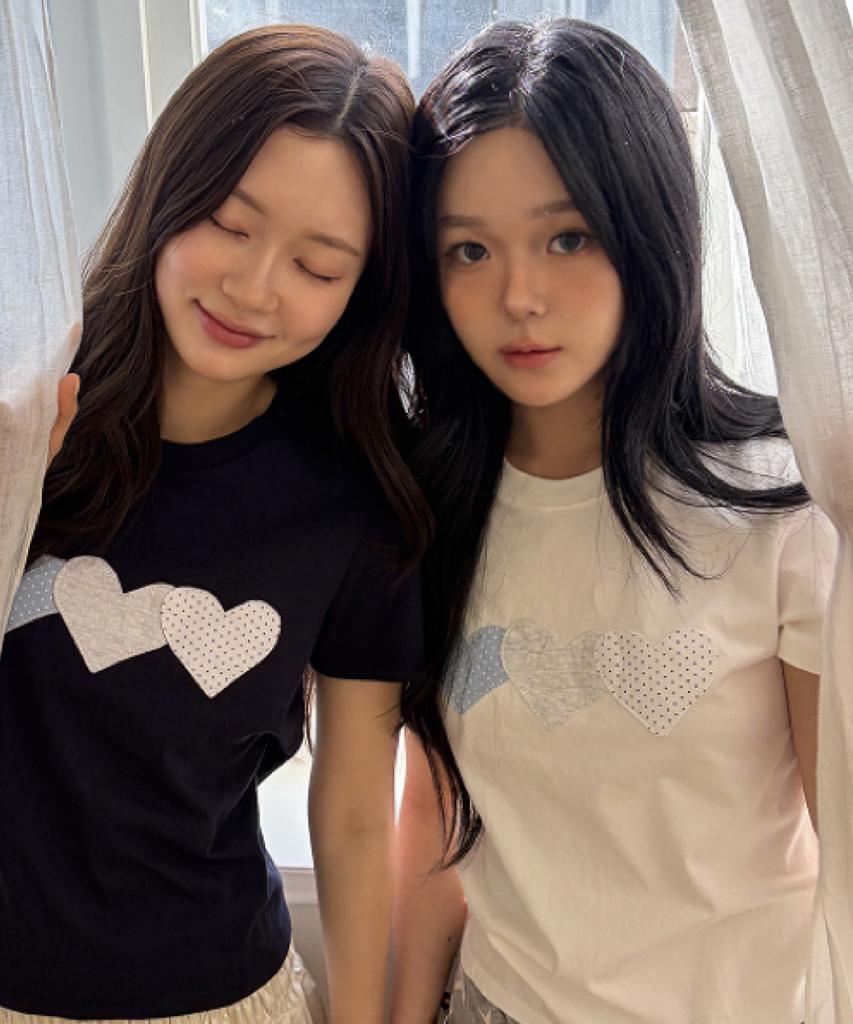 Loginaenloji Silver Dot Heart Patch Cotton T-Shirt White