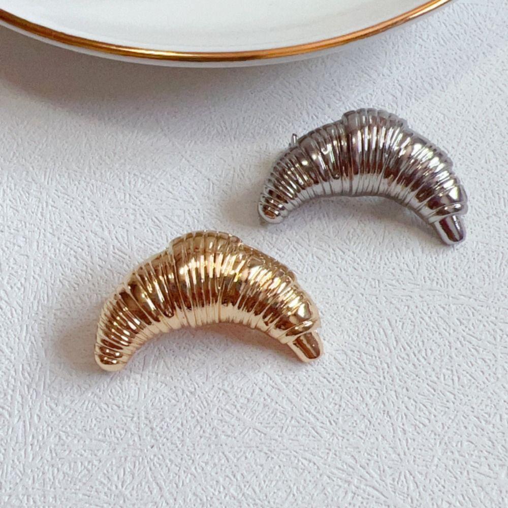 Zinc Zinc Alloy Metal Clothes Pin Silver Gold Brooch Personality Croissant Brooch  Daily