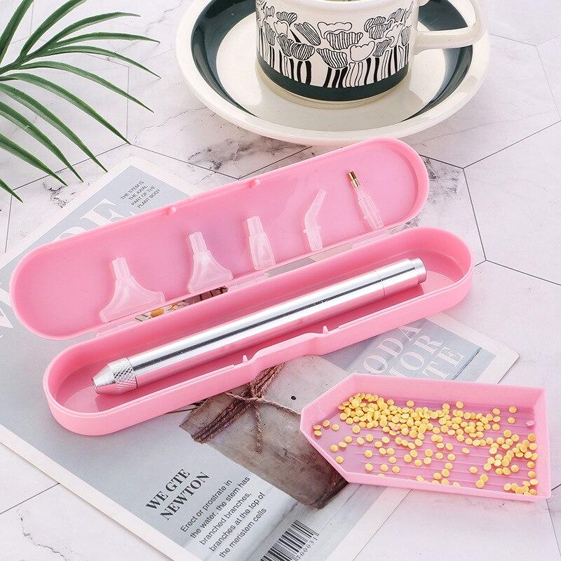 1 PIÈCE Stylo Perceur de Point Carré Rond Outil Peinture Diamant Éclairage Stylos Diamant Peinture 5D avec Diamants Accessoires Emballé en Boîte