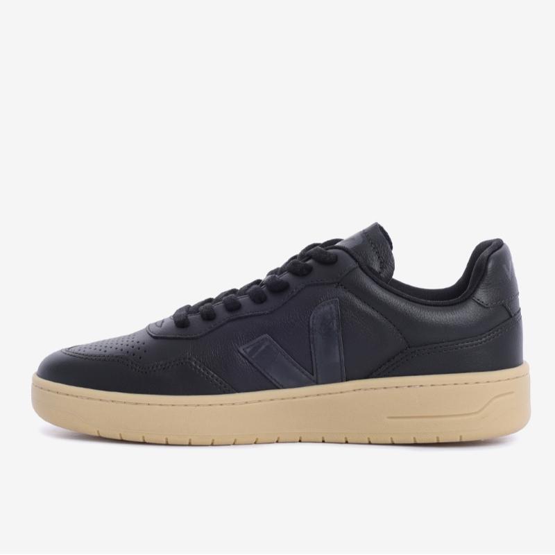 Veja Unisex Leather Sneakers V90 Svju251vd20 896