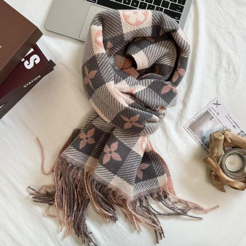 New Popular Tassel Imitation Cashmere Plaid Scarf Women's Senior Sense Autumn and Winter Long Thermal Shawl Commuter College Style