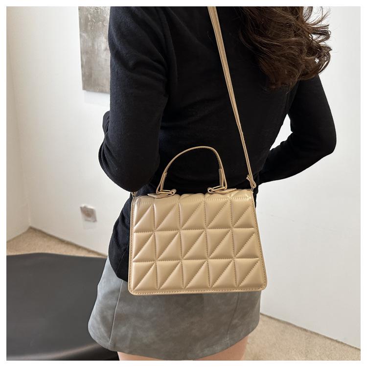 Solid Color Women's Crossbody Bag - 2024 Spring/Summer Fashionable Versatile Single Shoulder Bag