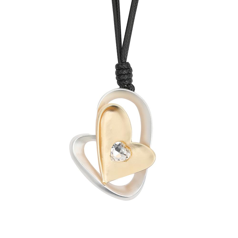Literary And Fresh Heart-Shaped Two-Color Necklace, Long Women S Diamond-Encrusted High-End Irregular Niche Sweater Chain