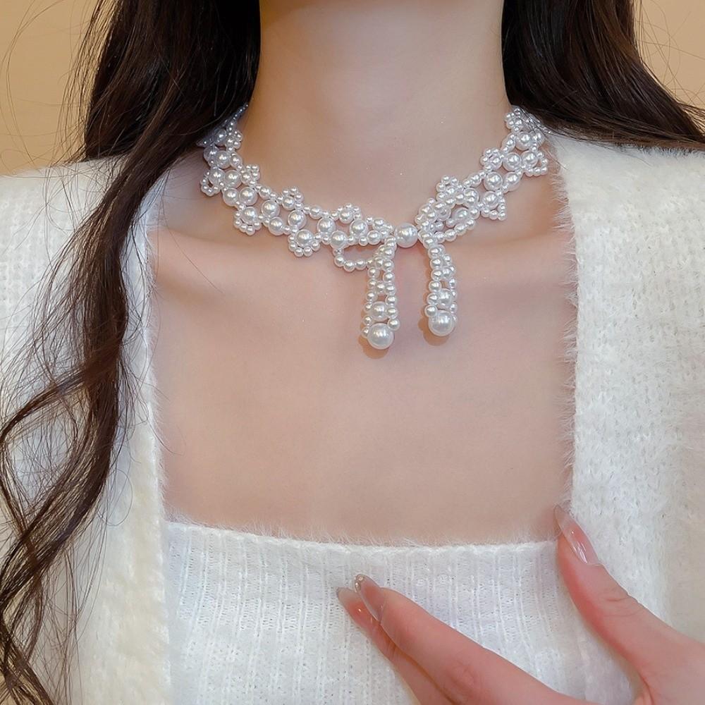 Pendant Clavicle Chain Women Imitation Pearl Collarbone Chain Fashion Bow Necklace  Summer