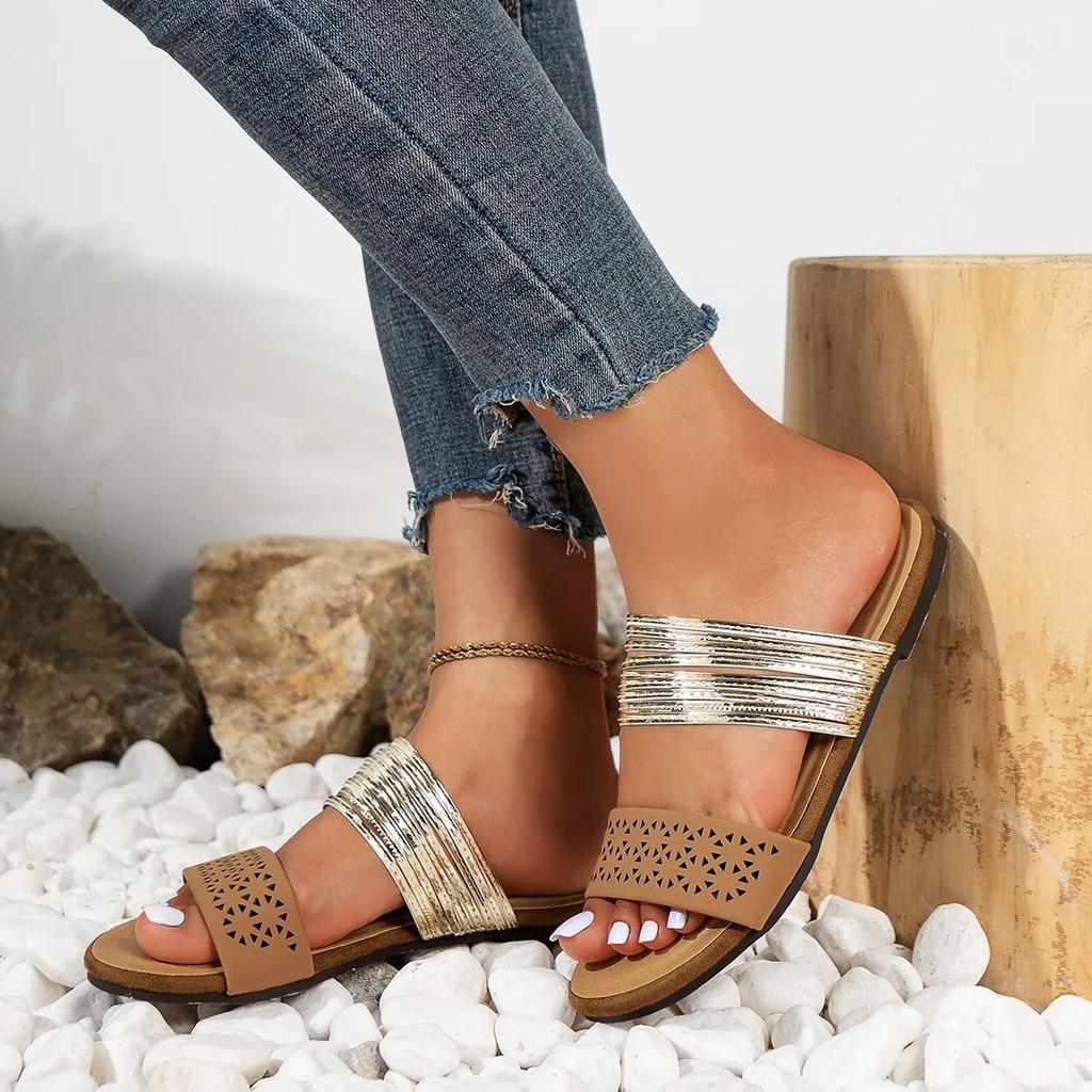 Comfortable Breathable Casual and Fashionable Round Toe Shallow Mouth Slippers Summer New Hollow Slippers for Women