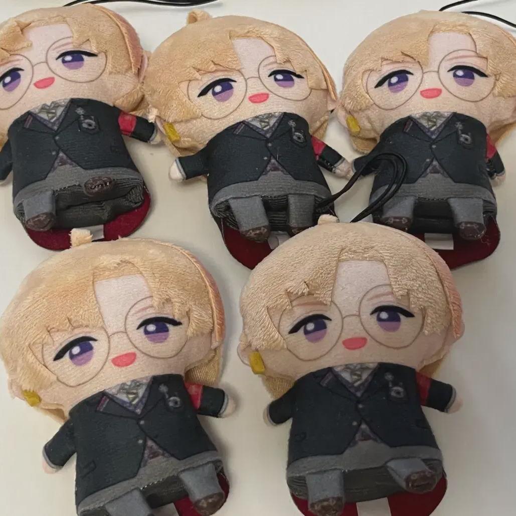 

Nijisanji Fura Kanato School Uniform Puppet Parfait