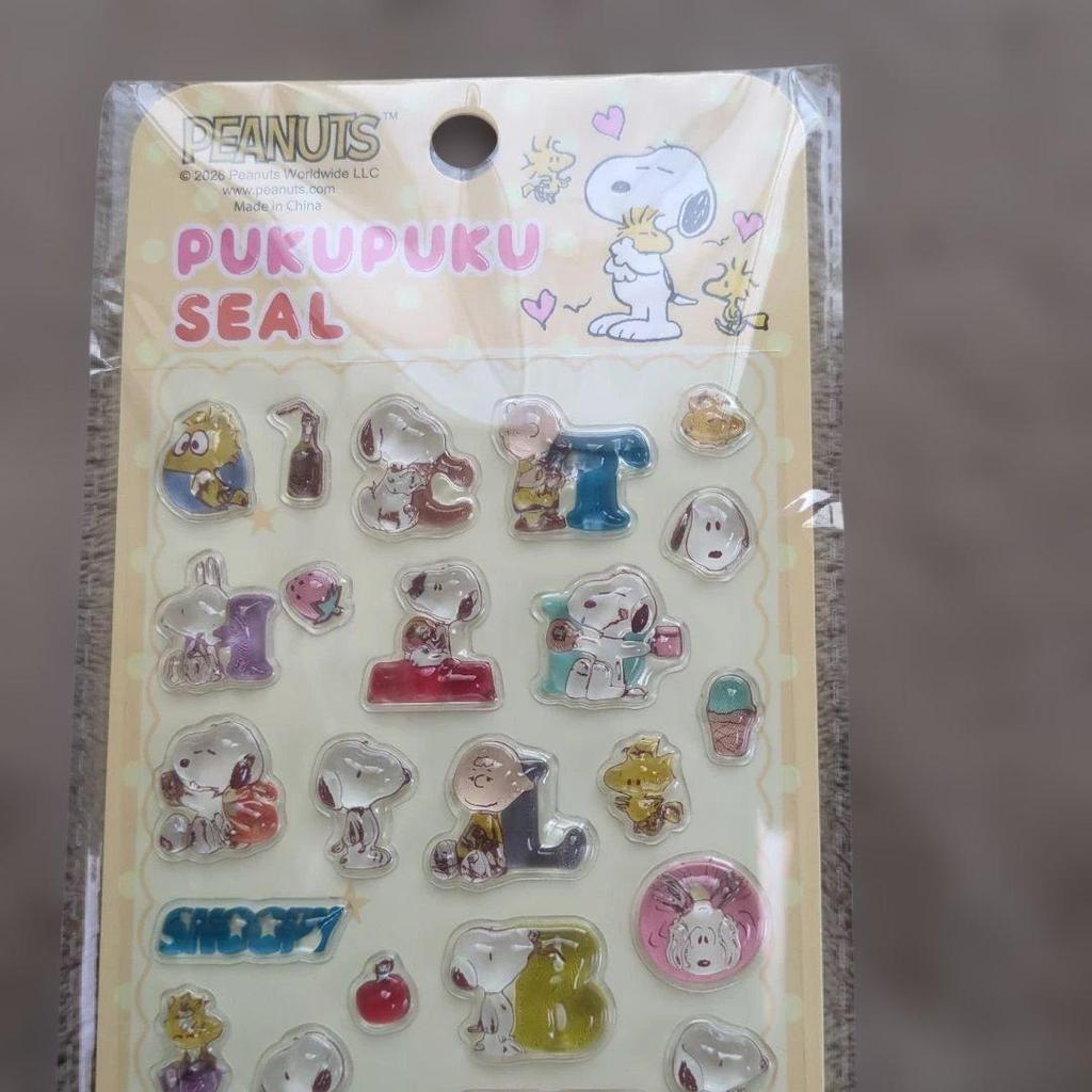 SNOOPY PEANUTS Pukupuku Seal Sticker