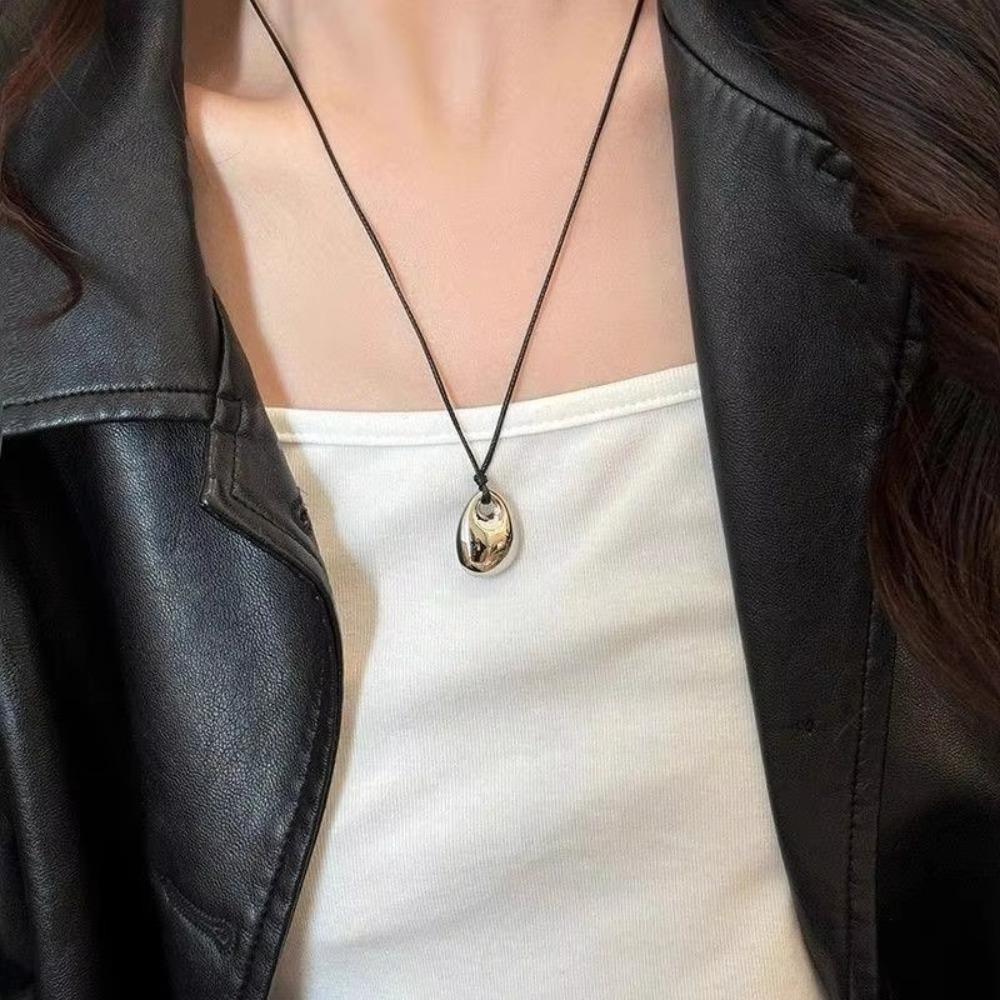 Adjustable Sweater Chain PU Leather Geometric Charm Neckchain New Clavicle Chain Women