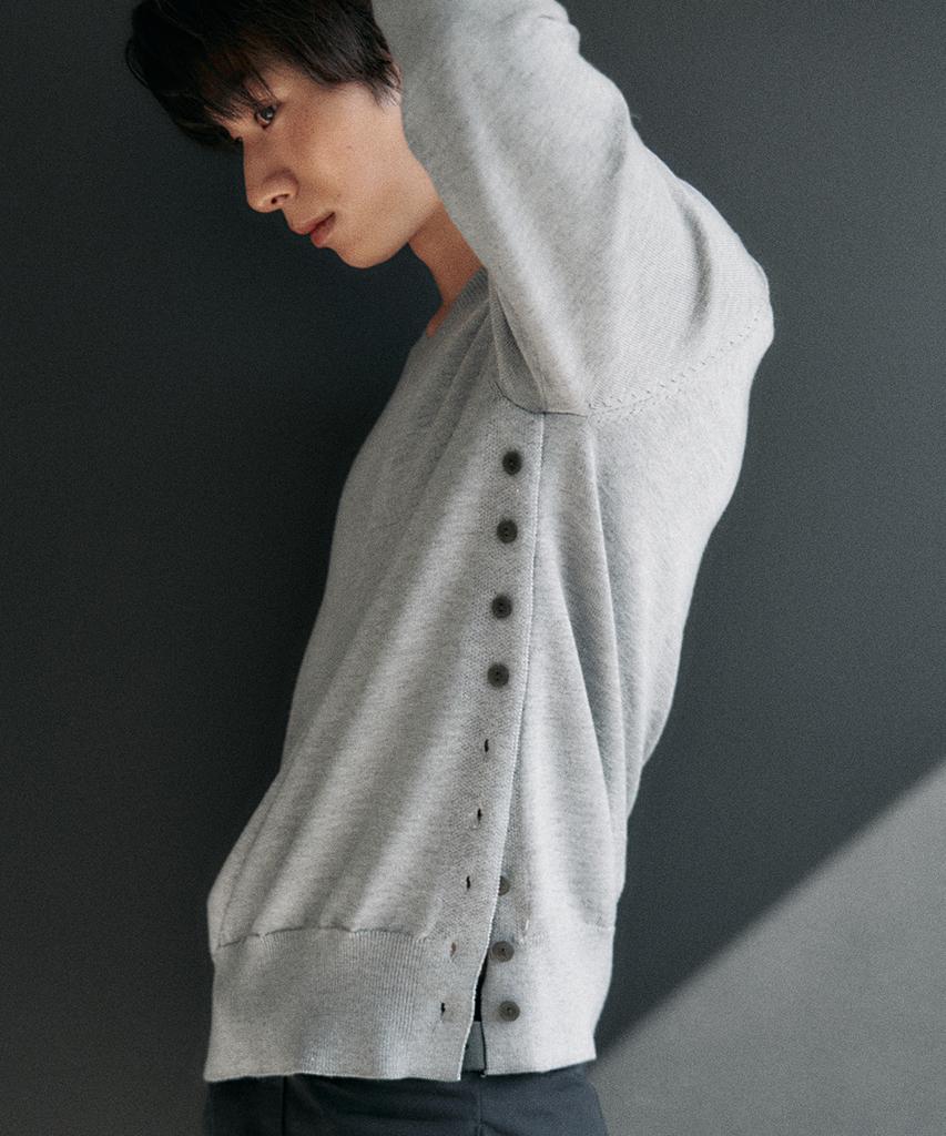 Leondi Min Side Button V-Neck Knit - Gray