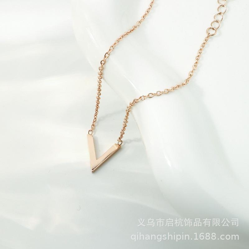 V Letter Necklace Women'S Simple Trend Personality Versatile Cold Wind Exquisite Set With Jewelry