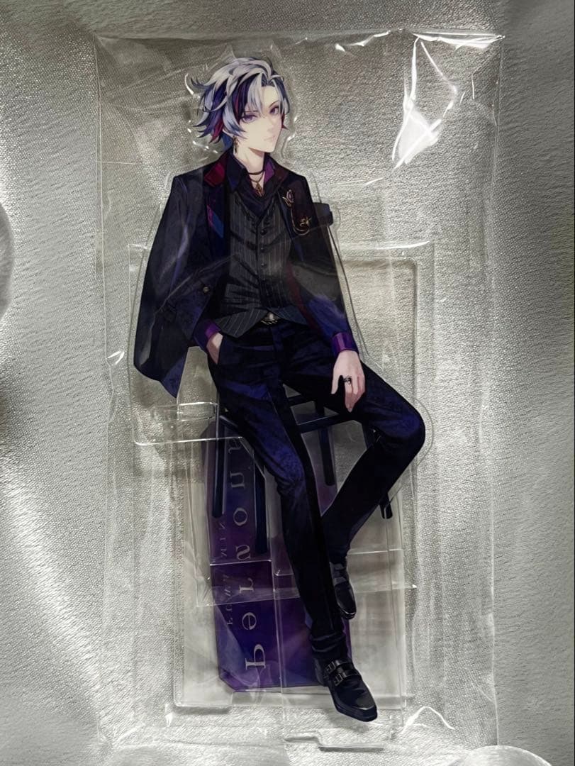 [USED] Nijisanji Fuwa Minato Persona Acrylic Stand (Paid Bonus) with Base