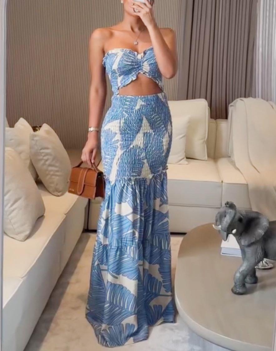 

Женский кроп-топ с открытыми плечами и юбка-годе с цветочным принтом, узор «листья», сине-зелено-розовый S синий