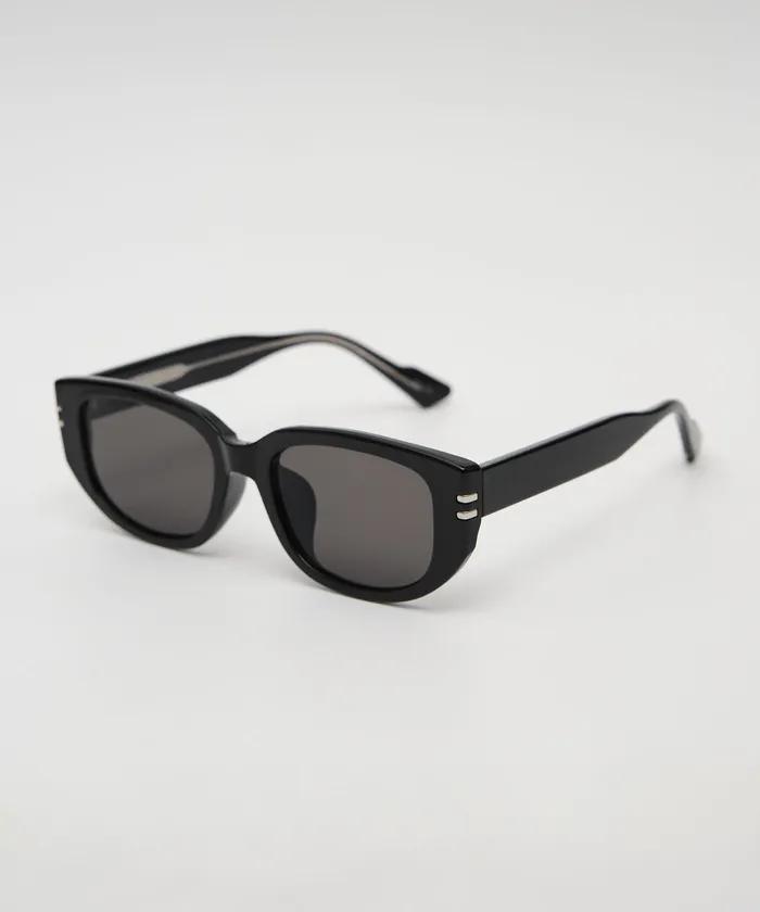 Axis(black)
