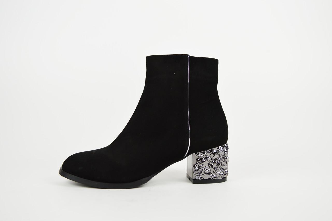 

Черевики Donna Style 4060 37 Чорна шкіра 37 чорний