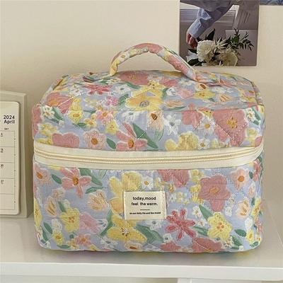 Large Floral Cosmetic Bag Coquette Organizer Bag Fashion Aesthetic Toiletry Bag for Women Girls
