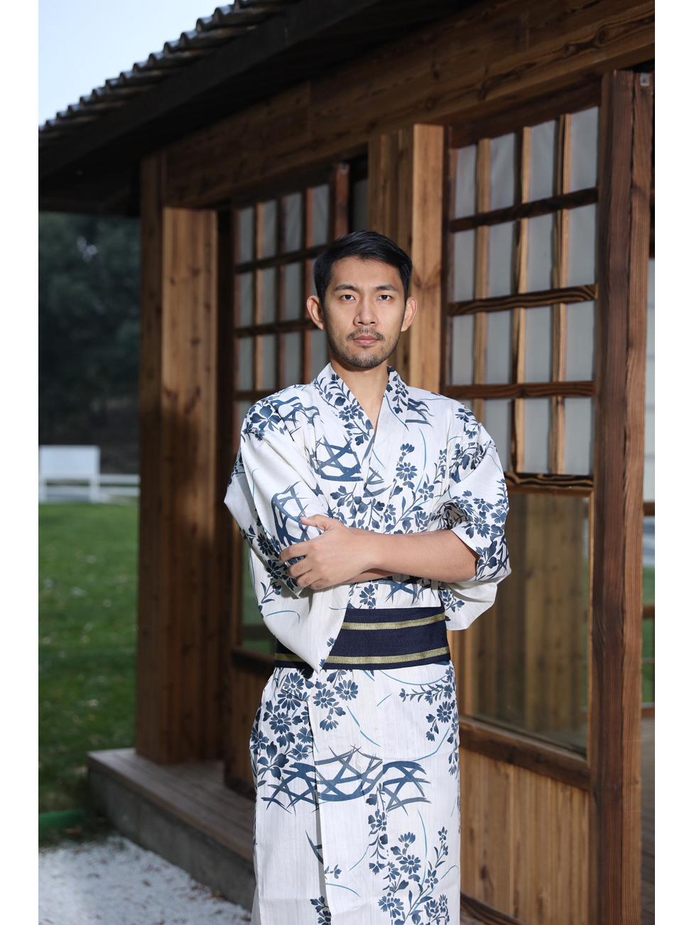 

Мужское традиционное японское кимоно - Не требующее глажки, Идеально для путешествий и фотографии Single Kimono