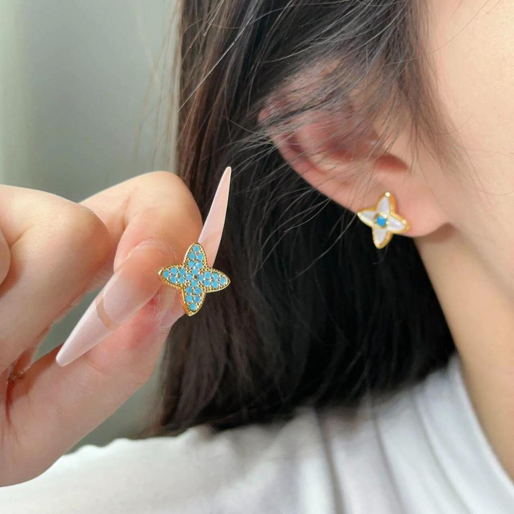 French Asymmetrical Blue Turquoise Mother-of-Pearl Clover Stud Earrings in S925 Silver for Women