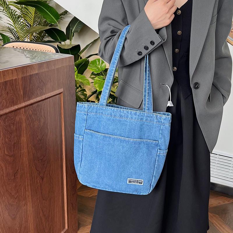 Stylish Street Fashion Denim Tote Bag For Young Women And Students In Light Blue