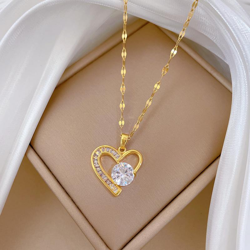 Light Luxury Temperament Love Full Diamond Real Gold Electroplating Necklace Women'S Collarbone Chain With Jewelry