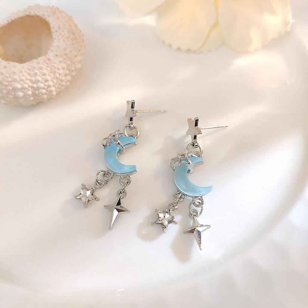 Silver Needle Asymmetrische Mond & Stern Diamant Quastenohrringe
