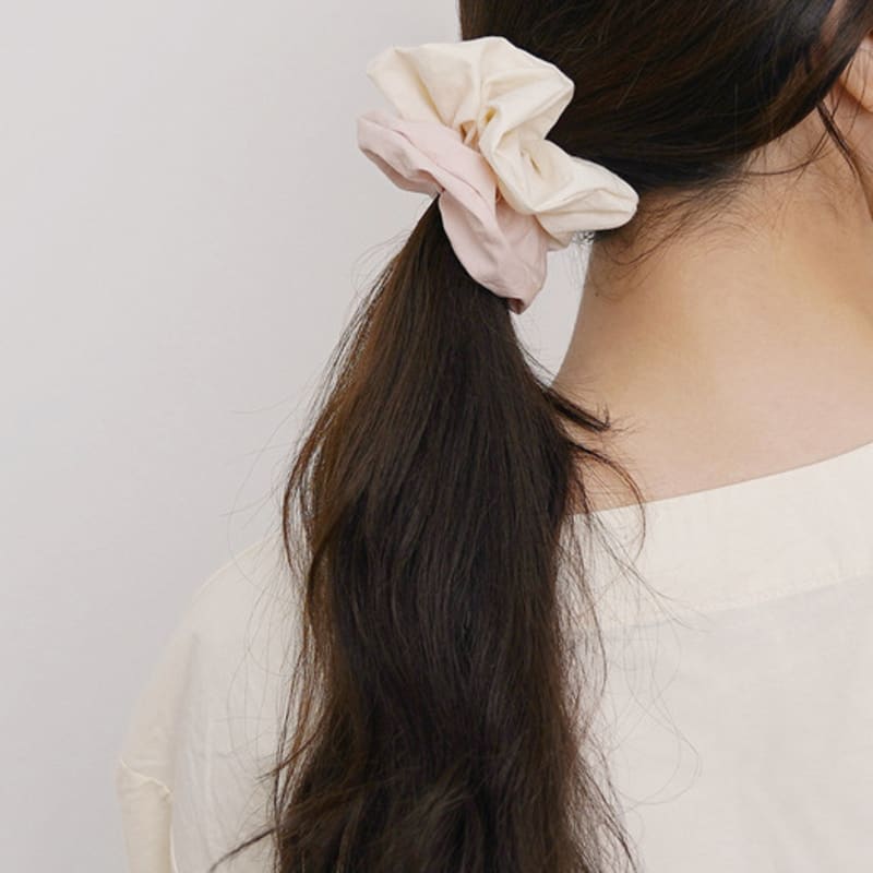 

bynoo Классическая резинка-скранчи с цветными блоками (6 цветов) Cream + Pink