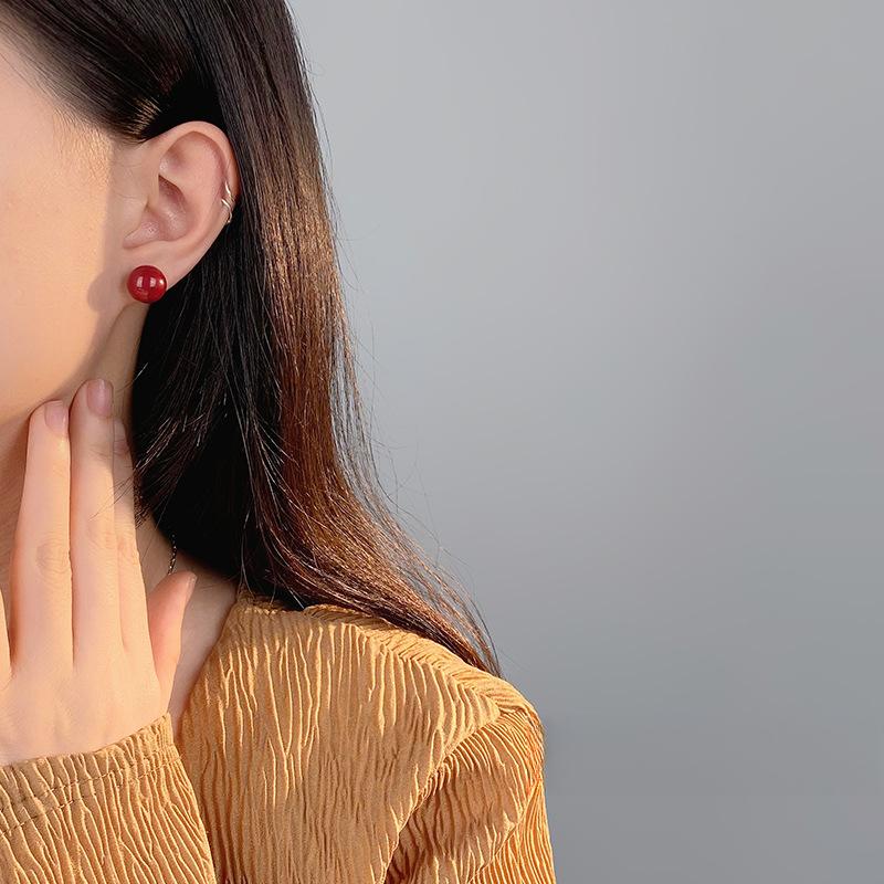 Simple Red Round Bead Earrings for Women with Versatile White and Fashionable Temperament Multi-size Earrings