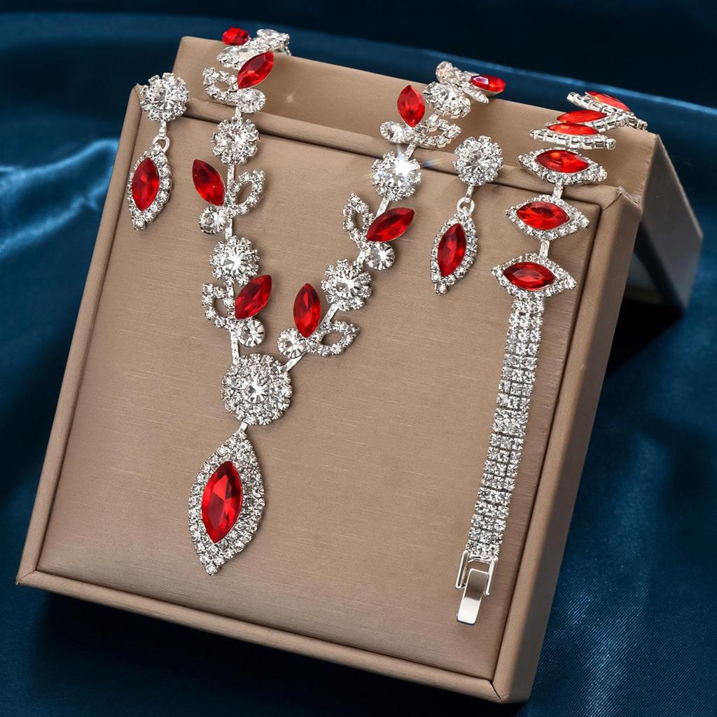 Evropsko-americká svatební bílá křišťálová květinová sada šperků: Módní svatební náhrdelníkové doplňky