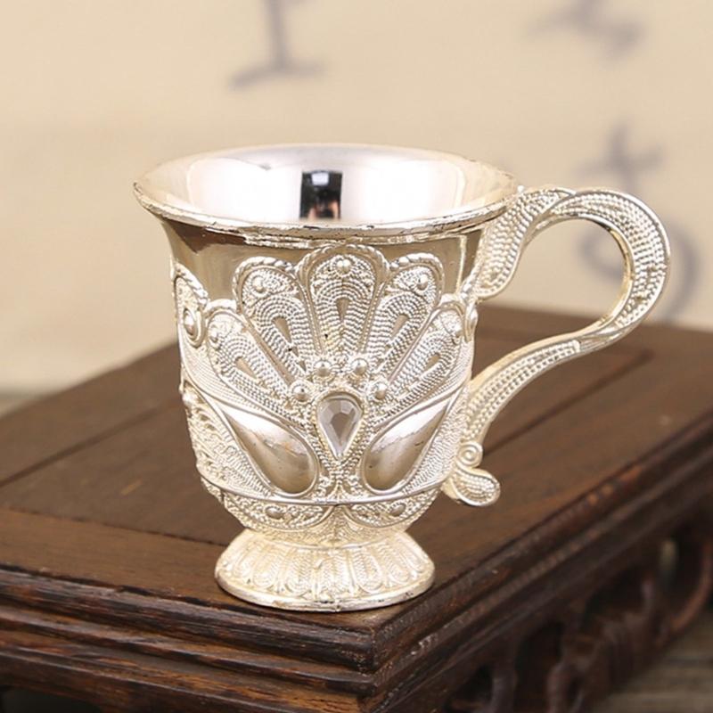 2Pieces Retro Goblets Metal Wine Cups Royal Chalices Wine Glass Medieval European Style Embossed Drinking Cups Gift