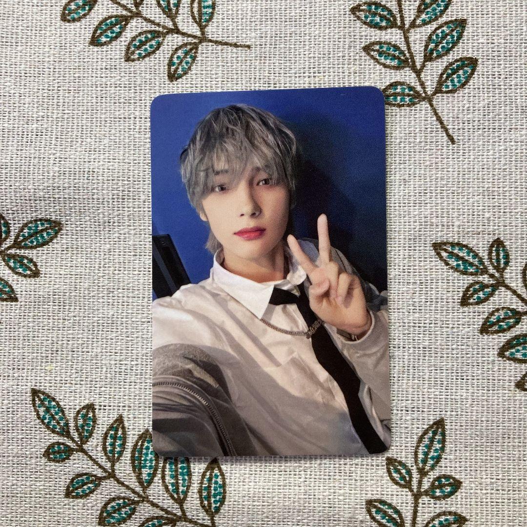 

[USED] TXT Kpop Nara US SANCTUARY Huening Kai Limited Trading Card