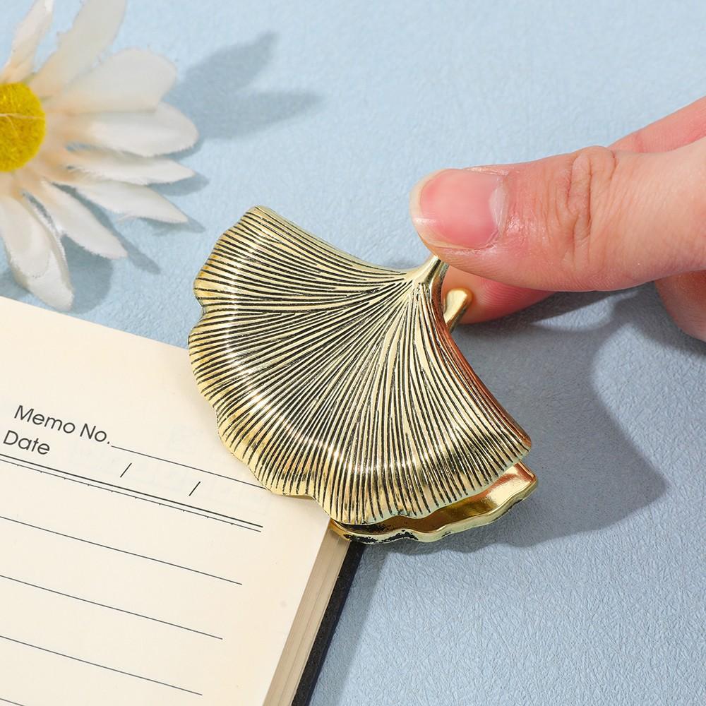 

Creative Ginkgo Leaf Shaped Bookholder, Cultural and Creative Gift Book Page Holder, Bookholder