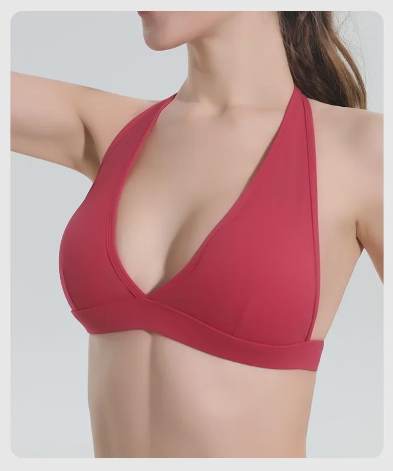 Women's Halter Neck Sports Bra and High Waist Tummy-Lifting Yoga Pants Set with Chest Pad - Quick Dry