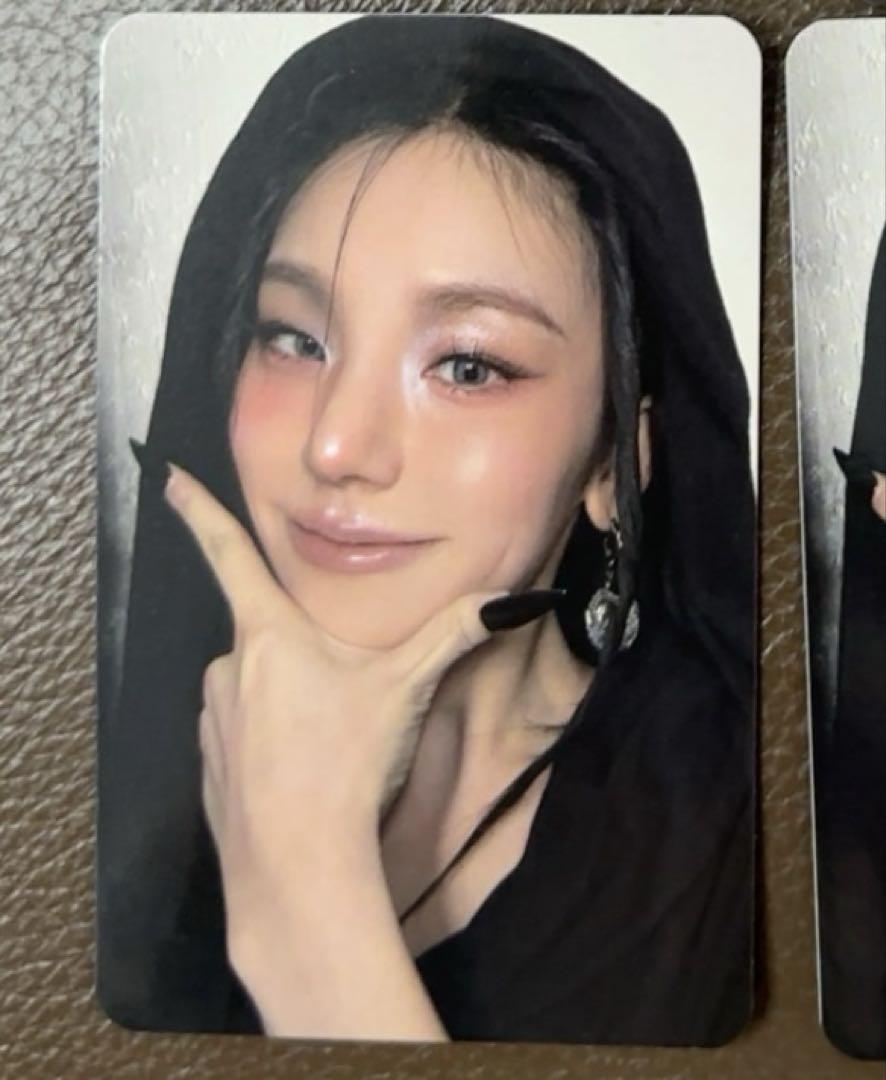 

[USED] ITZY Yeji Air Music Plant Pre-order Limited Trading Card B