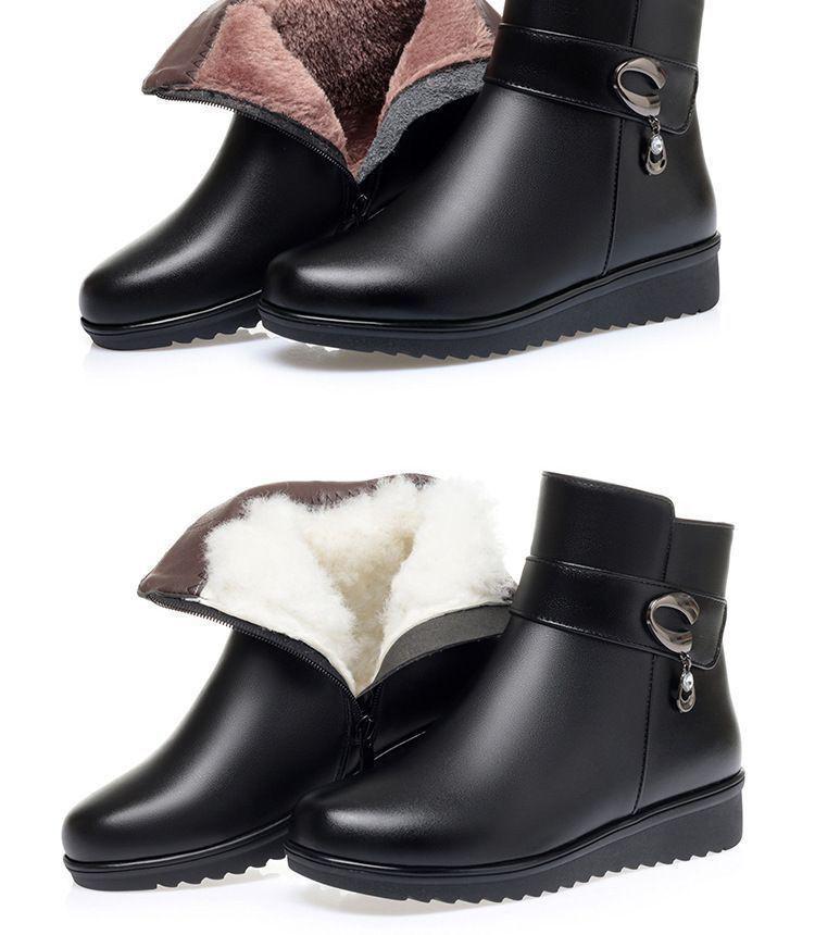 Women's Winter Plush Leather Ankle Boots - Soft Sole, Non-Slip, Ideal for Middle-Aged and Elderly.