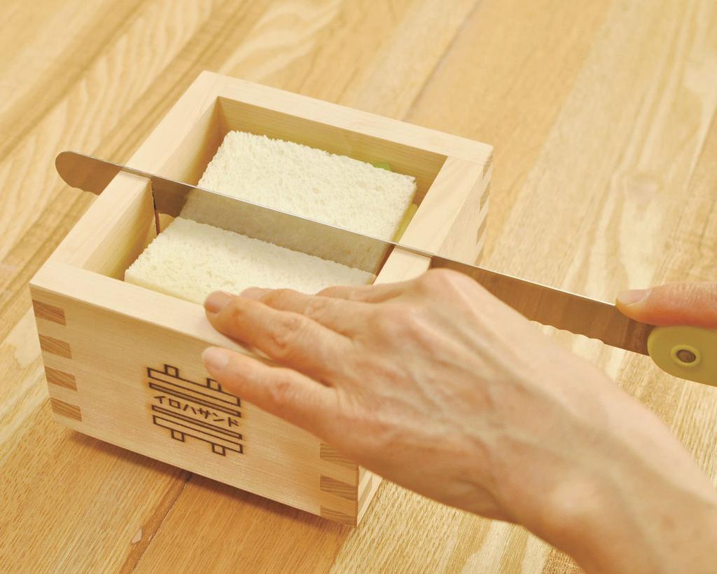 Yamako Iroha Sandwich Made In Inner X X X X Outer X X Inches X X Pan, Japan, 856787, Natural, Dimensions Approx. 10.4 11.6 6.5cm (4.3 4.7 2.5