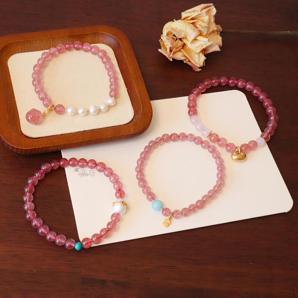 Natural Crystal Strawberry Crystal Pearl Bracelet. Bangles Women Fashion Jewelry Accessories Gift