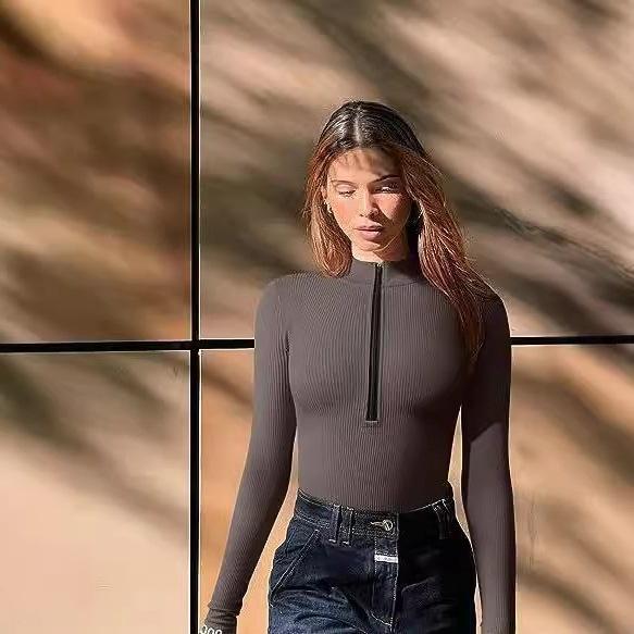 2023 Sexy žebrovaný body s dlouhým rukávem a zipem