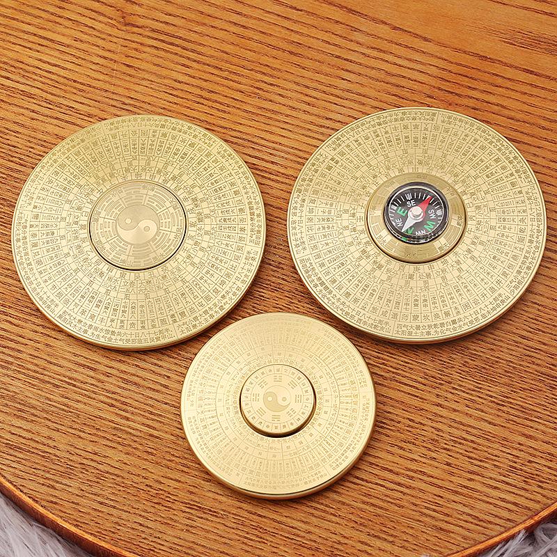 Brass Copper Bagua Compass Feng Shui Ornament: Spin Relief Metal Craft for Directional Guidance