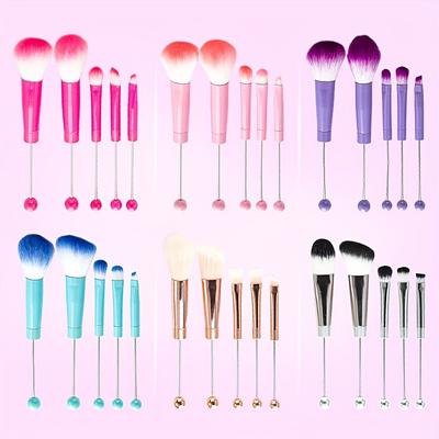 Sada 5 nových štětců na make-up s korálky a zlatou rukojetí, včetně štětce na korektor, štětce na oční stíny, štětce na obočí, štětce na kontury a nástrojů pro líčení