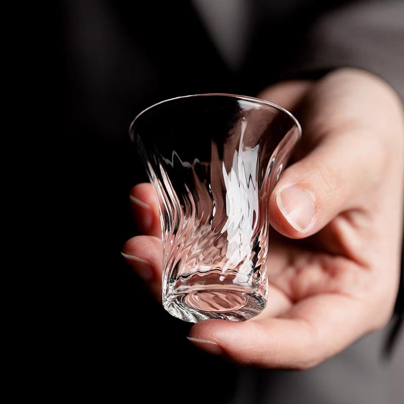 2pcs/Lot 30ml Heat resistant Small Glass Teacup Master Cup Single Cup Japanese Kungfu Tea Set Tea Cup Sake Mug
