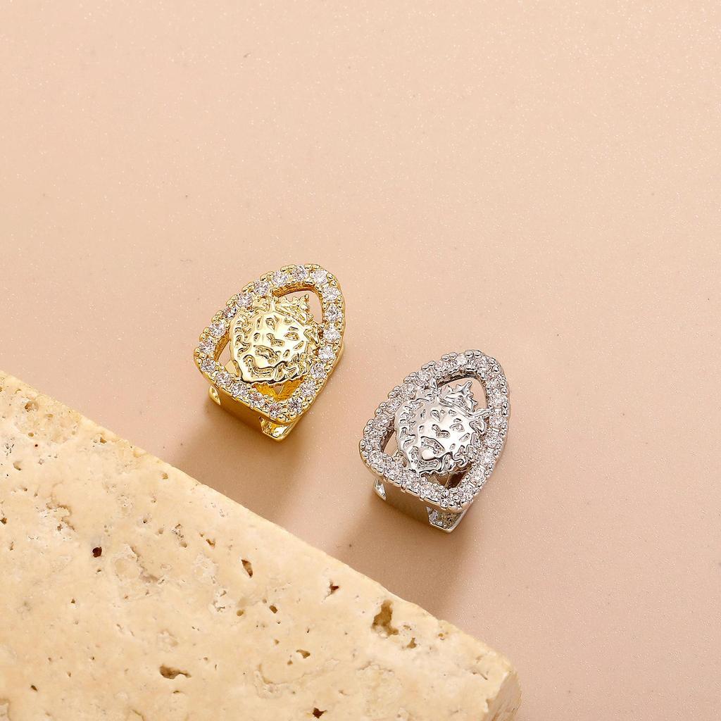 Fashion Lion Carved Gold Tooth Hip-Hop Grillz for Men and Women