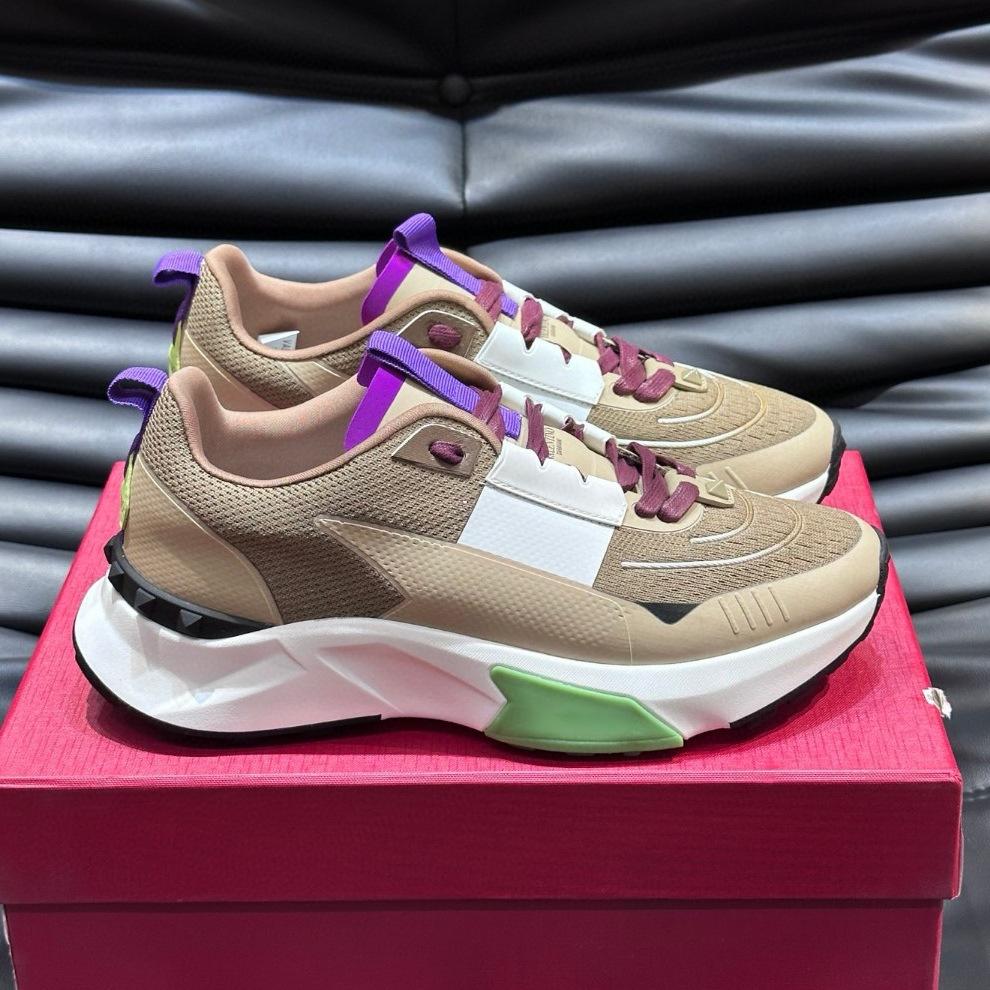 

European New Guangzhou Shoes Popular Sports and Casual Shoes Breathable Comfortable Versatile Height Increasing Board Shoes Trendy Men s Shoes 44