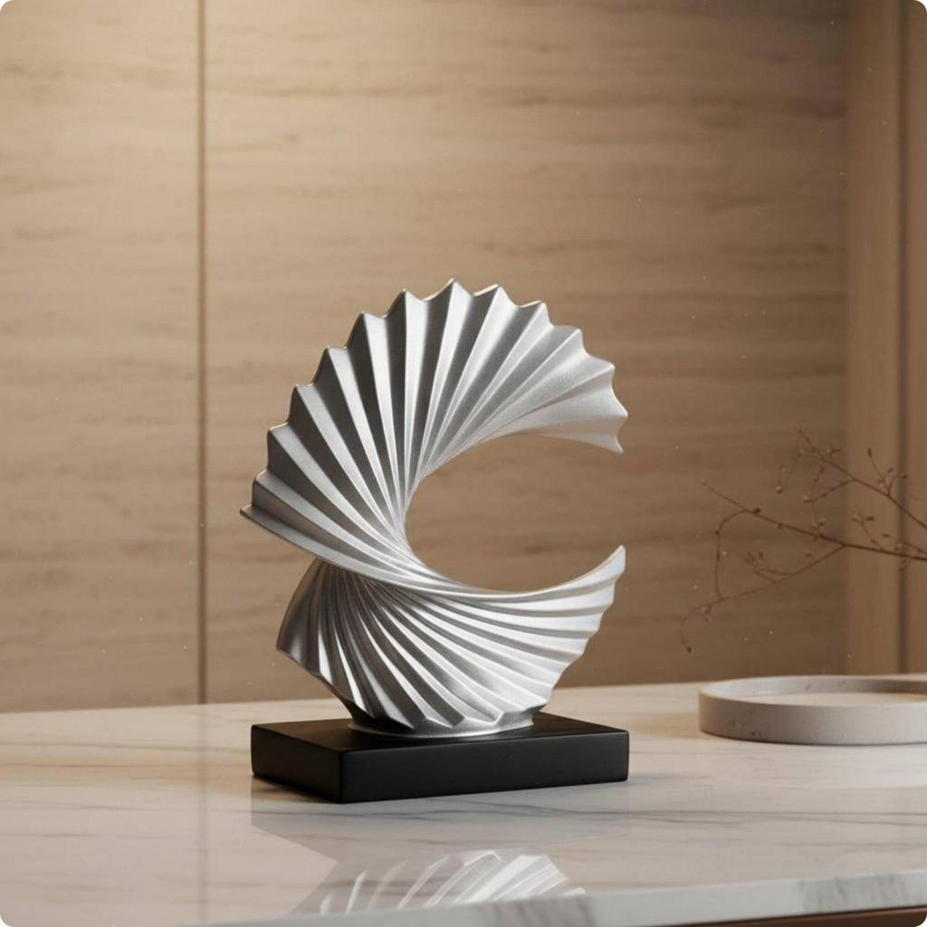 Statue Luxury Figurine Realistic Details Available for Purchase Office,