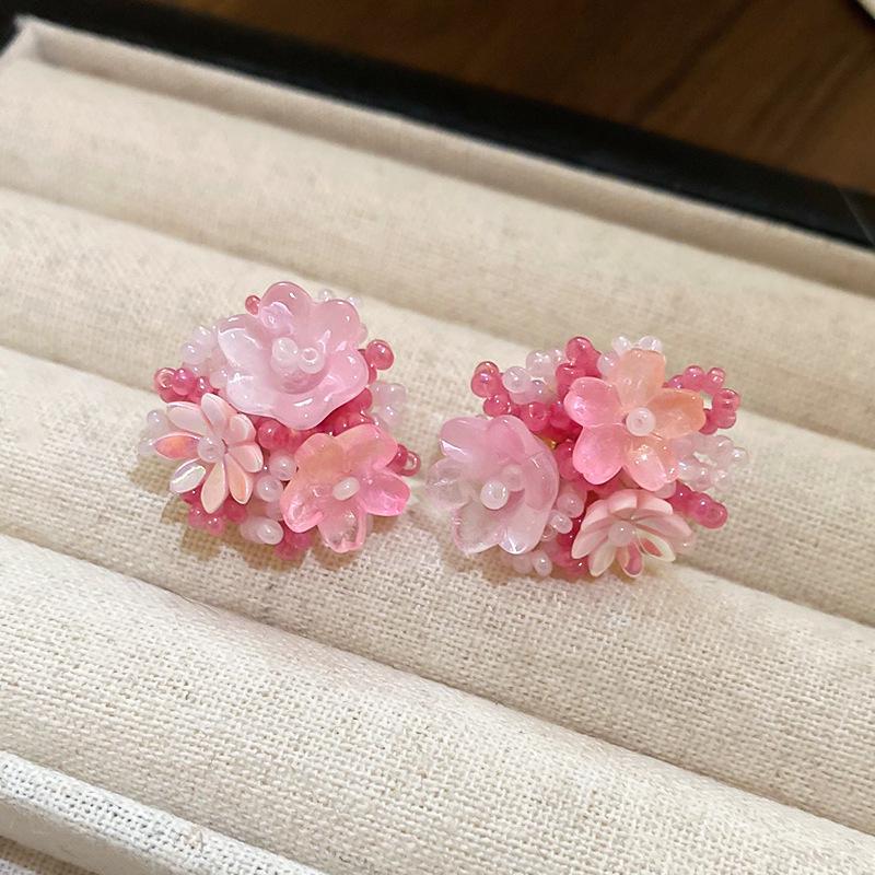 Forest Story: Sweet Style Contrasting Flower Stud Earrings for Women – Fresh, Fashionable, Light Luxury Feel