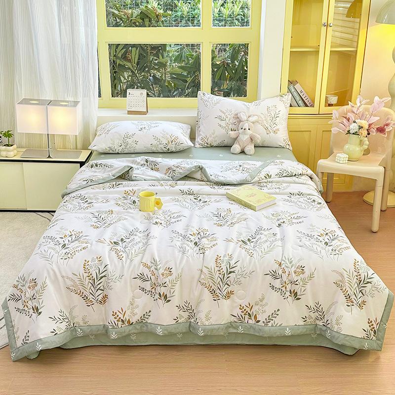 2026 New Printed Quilt Skin-friendly Air-conditioning Quilt Single Double Summer Cool Quilt Spring and Autumn Beding Bed Cover Thin Quilt