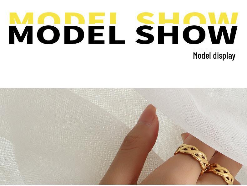 Roman Numeral Watch Face & Couple Shell Bracelet in Titanium Steel with 18K Gold Finish, Women's Friendship Jewelry E232